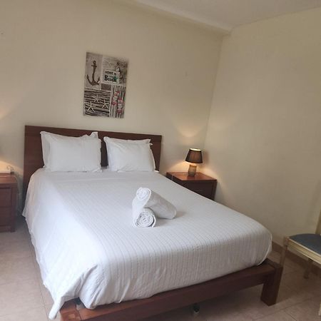 Sunny House Hostel Lagos Exterior photo