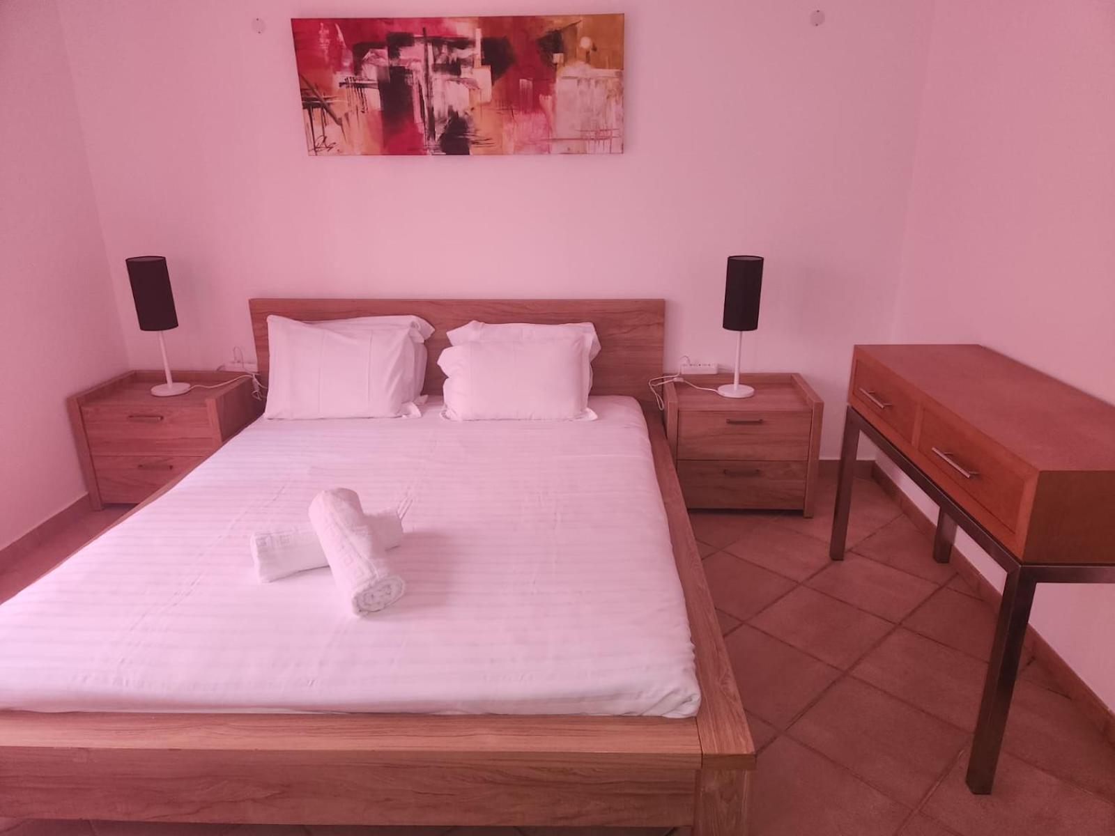 Sunny House Hostel Lagos Exterior photo