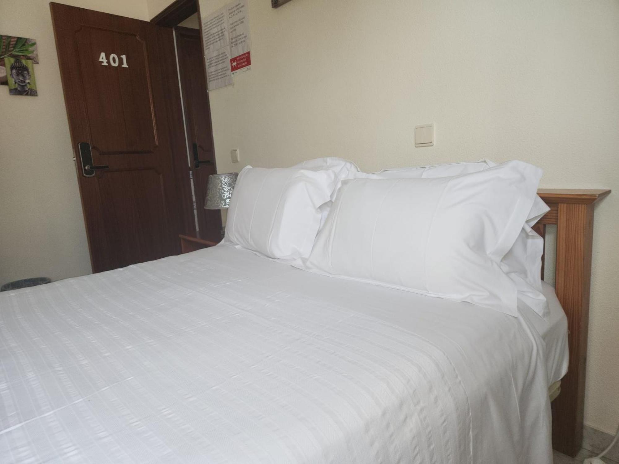 Sunny House Hostel Lagos Exterior photo