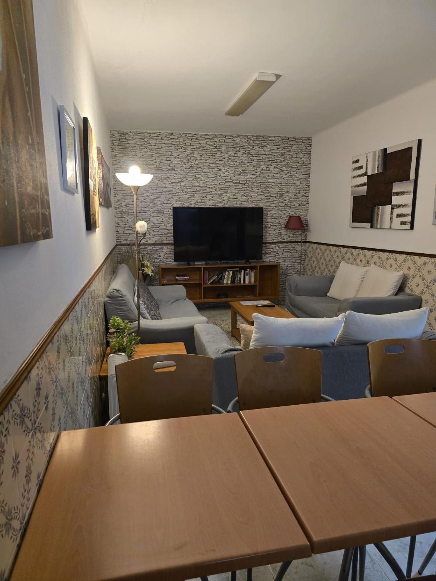 Sunny House Hostel Lagos Exterior photo