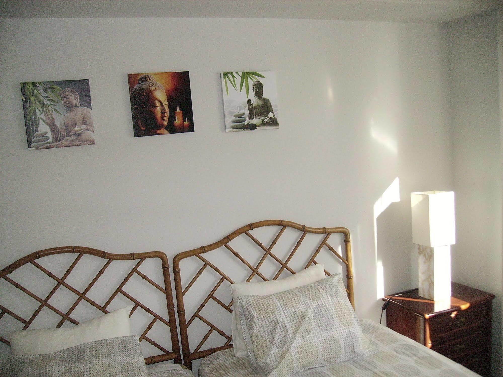 Sunny House Hostel Lagos Exterior photo